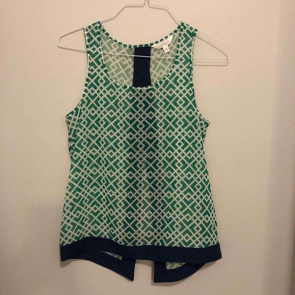 💕Charming Top💕 - Picture 3 of 7